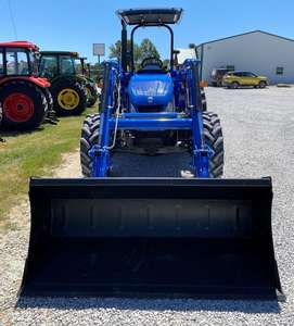 Tractor 4X4 74hp New Holland T4.75 con cargador frontal disponible para la venta - Product Image 3