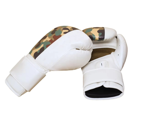 Gants de boxe MMA en cuir personnalisés, durables et professionnels, avec fermeture à lacets, protection UV, imperméables et respirants pour le kickboxing et le Muay Thai - Product Image 2