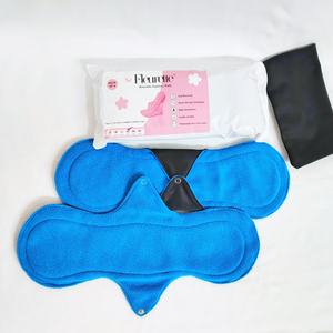 Serviettes hygiéniques en coton de qualité supérieure, compactes et faciles à transporter, idéales pour un usage quotidien et en voyage. - Product Image 3