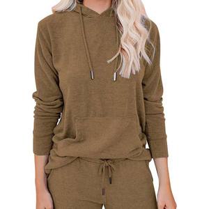 Ensemble de survêtement décontracté à capuche pour femme, style streetwear, tenue de jogging, ensemble d'entraînement, logo personnalisé, vente en gros, sweat-shirt et pantalon - Product Image 2