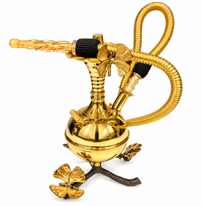 Chicha de table artisanale égyptienne en laiton moulé, finition laquée, motif papillon |   Chicha décorative de luxe de style arabe - Product Image 1