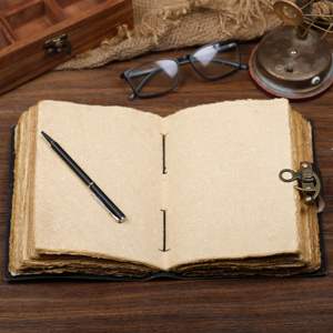 Carnet de croquis vintage personnalisable de haute qualité, couverture en cuir gaufré Arbre de Vie, reliure rigide de voyage médiévale, aspect vieilli pour aquarelle - Product Image 5