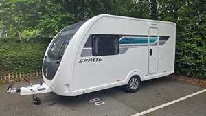 Top Convenient Comfort Gray Aluminum Caravan Sale Easy Towing Maneuvering 4-6 Persons Capacity Mobile Travel Home Every Journey - Product Image 6