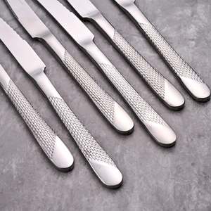 Juego de 6 Cuchillos de Acero Inoxidable Plateados de Primera Calidad para Bodas - Product Image 4