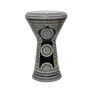 Gawharet El Fan, Darbuka de 17.5 Pulgadas, Carcasa de Aluminio Negra, Diseño Clásico Oriental Hecho a Mano, Diseño de Mosaico para Incrustaciones - Product Image 1