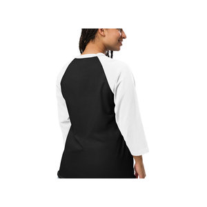 Camiseta Raglán de Manga 3/4 de la Colección Daughter Vengeance, Tela de Mezcla de Algodón Suave de 4.5 oz, Serigrafía Comprimida, Logotipo Sólido - Product Image 2