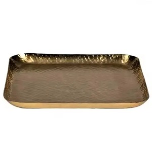 Plateau de luxe en acier inoxydable et aluminium avec surface martelée et finition moderne en laiton doré à un prix raisonnable - Product Image 1