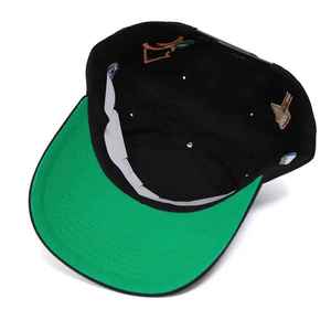 Vente en gros Casquette de baseball bicolore personnalisée Trucker 6 Panel Sport Trucker Casquettes avec corde Casquettes classiques avec logo personnalisé - Product Image 5