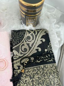 Tapete de oración para pareja de boda Tasbeeh con caja de regalo Rosa negro Seccade bolsa islámica musulmana novia novio conjunto de regalo - Product Image 5