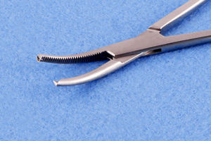 Pinzas Hemostáticas Delicadas Kocher de 140 mm - Baby-Crile Rectas/Curvas, Pinzas Hemostáticas de Acero Inoxidable - Product Image 2