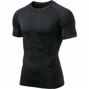 Rash Guard conçu pour l'entraînement intensif, compression durable, ajustement parfait, avec logo personnalisé à la demande pour les athlètes professionnels - Product Image 6