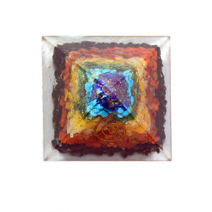 Hermosa Pirámide de orgonita de 7 Chakras, piedras preciosas de cristal Natural talladas de calidad superior, venta al por mayor, grabado de estilo de amor - Product Image 2