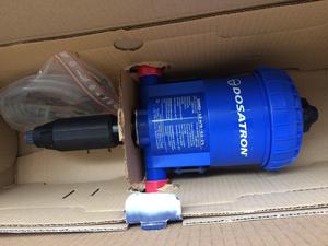 Pompe doseuse automatique intelligente pour serre One One Greenhouse, injecteur de produits chimiques Dosatron D25RE2 - Product Image 4