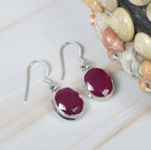 Top qualité forme ovale véritable rouge rubis pierres précieuses porter à la main solide 925 en argent Sterling goutte boucles d'oreilles bijoux fins - Product Image 1
