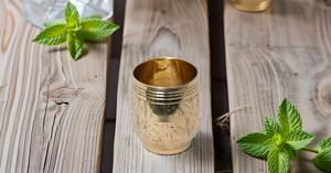Koi Brass 12 onzas Mint Julep Cup Perfect Drinkware - Product Image 4