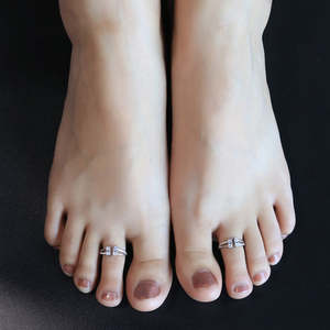 NOVAMART Fine <b>Gold</b>-Plated Copper <b>Toe</b> <b>Rings</b> for Wedding Engagement Gifts by Zarkan Beauty Blocks Wholesale Export - Product Image 2