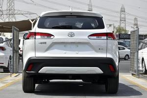 Nuovo SUV Toyota Corolla con Trasmissione Automatica Turbo, Motore a Combustione Interna 2.0L BENZINA, 305kW (415 CV) - Product Image 4