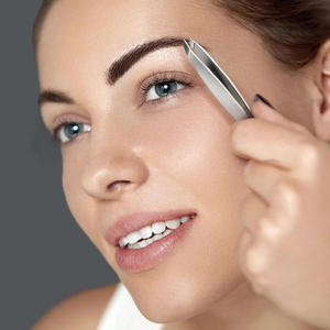 Pinzas para Cejas con Punta Inclinada, Diseño de Doble Cabeza, Acero Inoxidable Ligero, Herramienta Profesional para el Cuidado Diario - Product Image 5