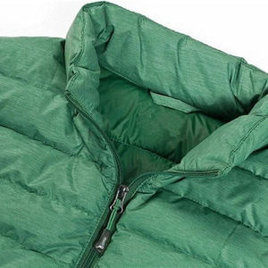 Veste d'hiver à bulles à logo personnalisé pour hommes avec design sans manches brillant veste à col montant à quantité minimale de commande basse - Product Image 4