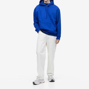 Pull-over bleu brodé personnalisé pour hommes Sweat à capuche 100% coton avec poches kangourou pour l'hiver Streetwear Sweats à capuche surdimensionnés - Product Image 2