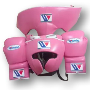 Ensemble de combat Sanda de boxe en cuir personnalisé équipement d'entraînement avec gants protège-tête protecteur d'aine Logo personnalisé - Product Image 1