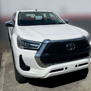 HI LUX XTRA CAB INVINCIBLE 2024 USADO, SUV con Volante a la Izquierda, Asientos de Tela, 7 Plazas, Transmisión Automática, en BUEN ESTADO - Product Image 1