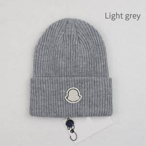 Fashionable Luxury Designer Beanies Hat Unisex <b>Winter</b> Soft Warm Men and Women's Knitted Hat Autumn <b>Winter</b> <b>Caps</b> - Product Image 2