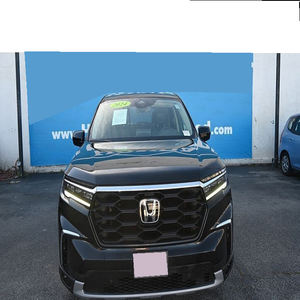 Honda Pilot EXL FWD 2024 con Asientos Captain's Chairs - Product Image 1