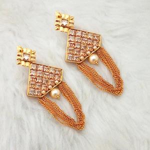 Pendientes colgantes de turquesa y circón Kriaa AD, chapado en oro, rosa, estilo moderno para fiestas de boda o para bodas en el hogar, en el hogar, en el exterior - Product Image 1