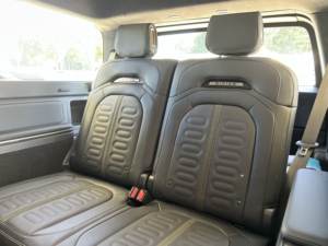 Clean Seminuevo 2025 Rivian R1S Aventura AWD Eléctrico - Product Image 6