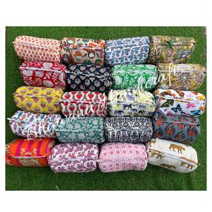 3 uds bolsa de cosméticos hecha a mano con cremallera para bolsa de artículos de tocador, bolsa de maquillaje acolchada impermeable, bolsa de impresión de bloque de mano - Product Image 1