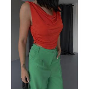 DEGAJE เสื้อเบลาส์สายเดี่ยวสีส้มสำหรับผู้หญิง ดีไซน์สายรัดสุดเก๋ - Product Image 1