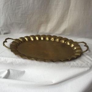 Ensemble de 2 plateaux de service en laiton métallique avec forme et taille personnalisées, finition dorée polie pour centre de table à domicile - Product Image 6