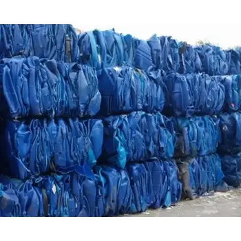 Alta calidad puro limpio reciclado HDPE tambor azul restos de plástico/Chatarra de botella de leche HDPE para la venta al precio al por mayor más barato