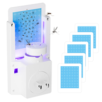 Piège à insectes UV multifonctionnel avec lumières d'attraction tricolores, conception de boîte à appâts et plaque de capture adhésive puissante