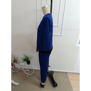 Ensemble deux pièces pour femme, chemisier à manches longues, col rond, dentelle, viscose, deux fils, et pantalon, 37341 - Bleu marine - Product Image 6