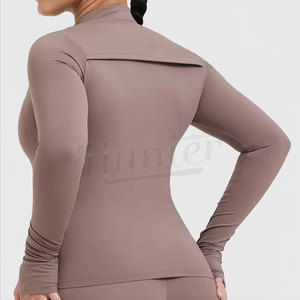 เสื้อครอปแบบมีซิปมีฮู้ดสำหรับผู้หญิงชุดออกกำลังกายฟิตเนสเสื้อครอปท็อปมีฮู้ดเสื้อแจ็คเก็ตเล่นกีฬาสำหรับกลางแจ้ง - Product Image 6