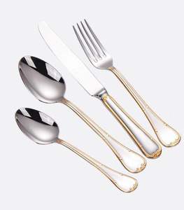 Ensemble de couverts en métal de haute qualité, conçu pour les cuisines de luxe, les restaurants, les hôtels, les maisons, pour une présentation élégante des aliments - Product Image 3