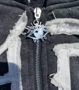 Sudadera con Capucha Unisex para Hombre, Lavado Ácido, 500 GSM, Gruesa, Corte Holgado, Ajuste Regular, Bordado Tackle Twill, Sudadera con Capucha Personalizada con Cremallera - Product Image 2