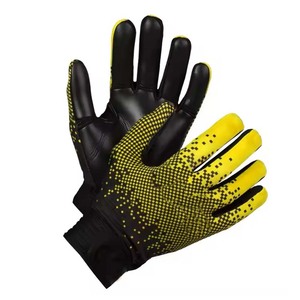 Guantes deportivos transpirables impresos con logotipo personalizado de alta calidad, estilo moderno al por mayor para deportes gaélicos, precio razonable - Product Image 6
