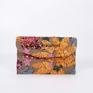 Monedero bordado étnico de estilo bohemio para niñas, diseño de retazos con patrón geométrico de Tradebyd - Product Image 2