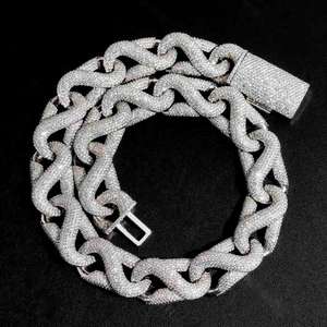 Cadena Cubana Infinita de Plata de Ley 925 Chapada en Oro con Diamantes Brillantes y Diseño de Clip, Estilo Hip Hop Iced Out Bling para Hombre - Product Image 2