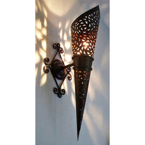 Le fournisseur indien offre une lampe murale moderne en laiton de qualité supérieure pour la décoration d'hôtel pour la chambre à coucher le salon prix de gros - Product Image 5
