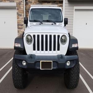 Jeep Wrangler Sport 4x4 2020 USADO EN EXCELENTES CONDICIONES, 1 Dueño, Motor de 4 Cilindros de Aspiración Natural, Transmisión Manual, Volante a la Izquierda, Modificaciones Todoterreno, Bajo Kilometraje - Product Image 1