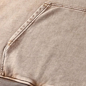 เสื้อฮู้ดดี้ผู้ชายแบบหนา ย้อมสีเอซิดฟอกสีซีดสไตล์วินเทจ ผ้าถักนิตติ้ง 100% คอตตอน 320 GSM สตรีทแวร์สำหรับฤดูหนาว ผลิตในปากีสถาน - Product Image 4