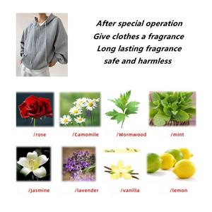 Chándal de invierno personalizado de alta calidad para mujer con logotipo bordado con capucha y apliques perfumados - Product Image 2