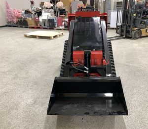 รถตักดินขนาดเล็ก DIGGIT SCL850 ดีเซล พร้อมระบบขับเคลื่อนแบบสกิดสเตียร์  กล่องเกียร์ PLC  มอเตอร์ปั๊ม  ลูกปืน  ประสิทธิภาพสูง  แบบตีนตะขาบ MOOG 5 - Product Image 2