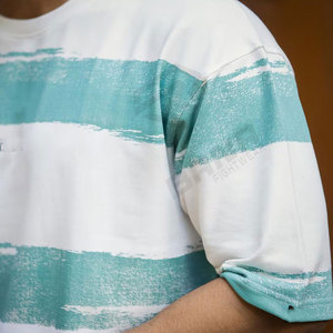 Camiseta de gran tamaño de peso pesado Vintage con logotipo de impresión personalizado de calidad superior para hombres con logotipo personalizado - Product Image 3