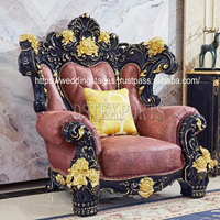 Luxuriöses Gestepptes Traditionelles Europäisches Chesterfield Villa-Sofa-Set Maßgefertigt Schwarz Grau Teakholz Wohnzimmermöbel Australien