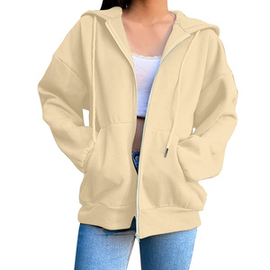 Sweat à capuche long zippé pour femme, coupe personnalisée OEM, avec badge et logo frontal, en tissu polaire, style streetwear - Product Image 1